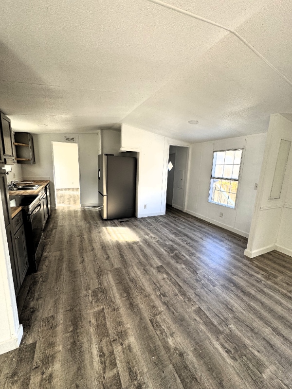 Foto del edificio - 1430 Lanier Rd