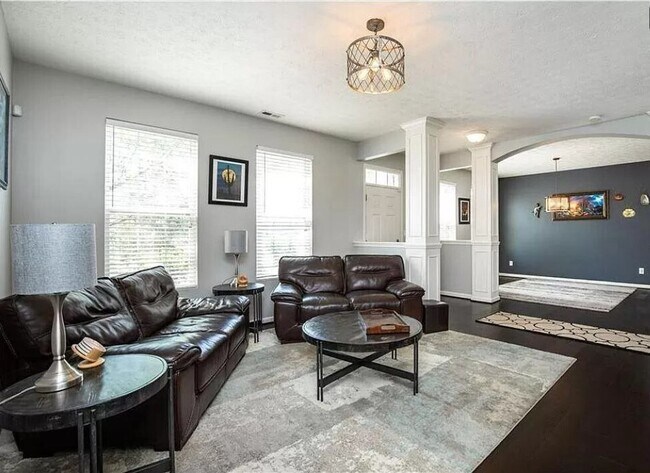 Building Photo - 13159 Minden Dr