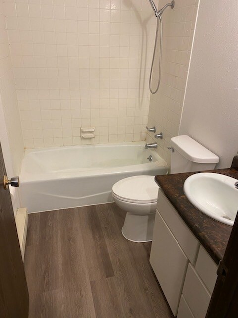 Foto del edificio - 3616 Serendipity Ln
