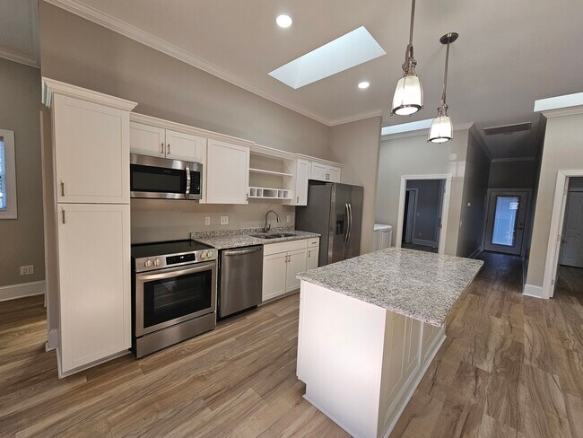 Building Photo - 621 Hadley Ct