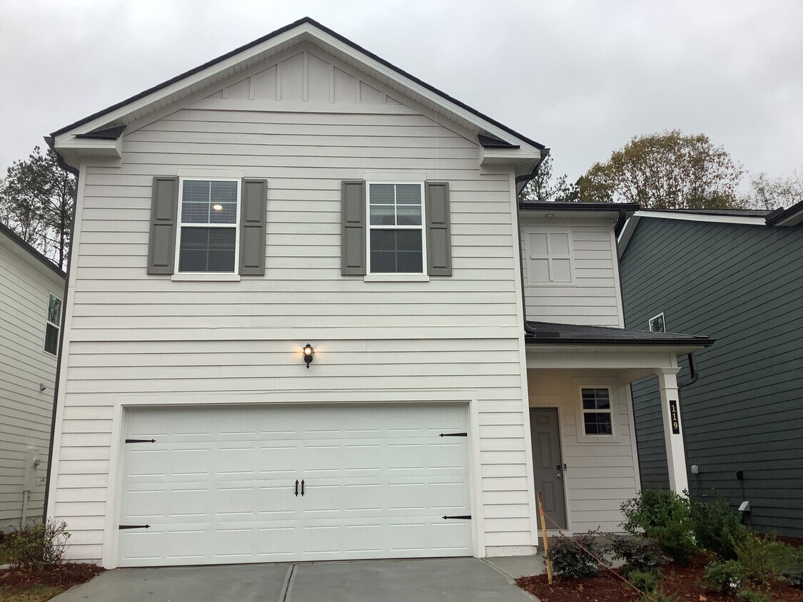 119 Nolana Drive House for Rent in Commerce, GA