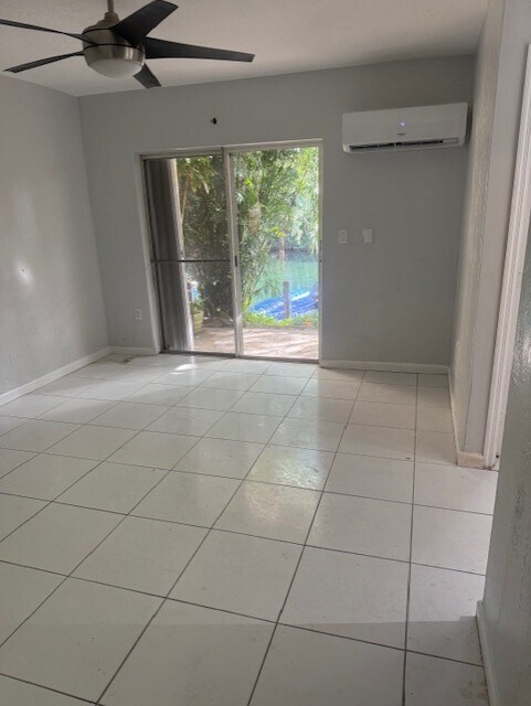 Foto del edificio - 1860 Venice Park Dr