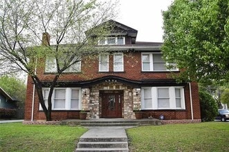 Building Photo - 5800 Prospect Ave