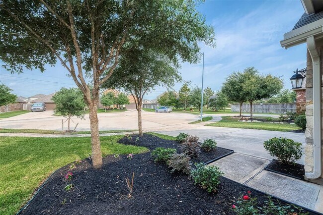 Building Photo - 8234 Aleppo Pine Ln