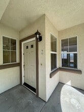 Building Photo - 10876 Ivy Hill Dr