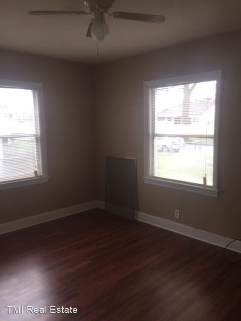 Building Photo - 2 br, 1 bath House - 720 4th Terrace W