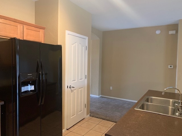 Building Photo - For Rent