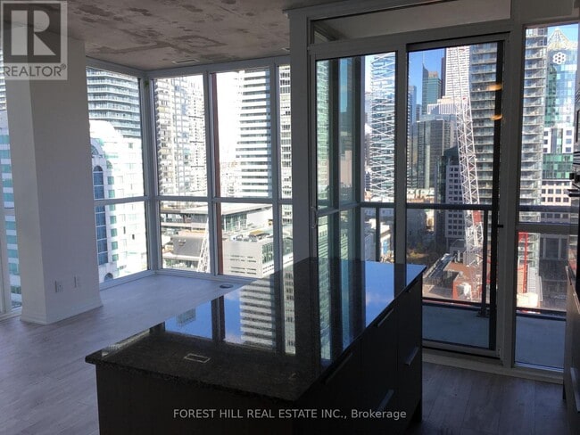 Building Photo - 88 Blue Jays Way