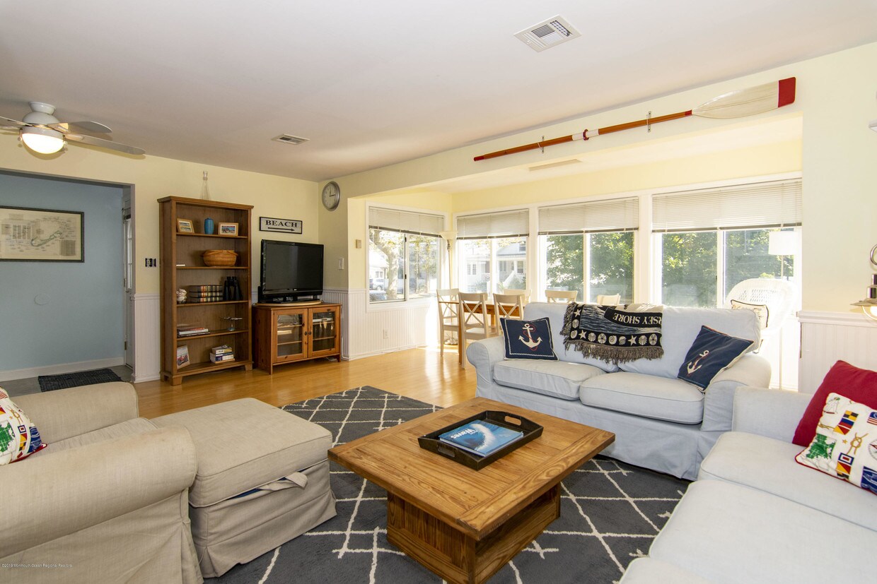 Foto principal - 1807 B St
