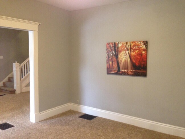 Living Room - 17 N Randolph St House