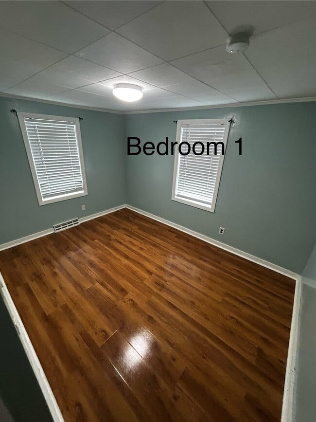 Foto del edificio - 7 Brown Ct