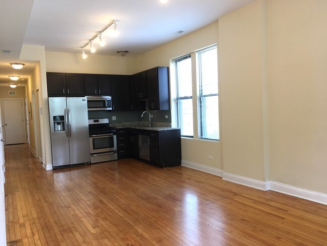 Foto del edificio - 4053 N Leavitt St