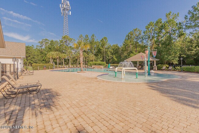 Foto del edificio - 15816 Twin Creek Dr