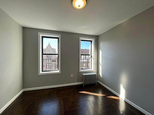 Building Photo - 2 bedroom in BRONX NY 10462