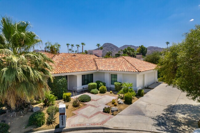 Building Photo - 45380 Mesa Cove