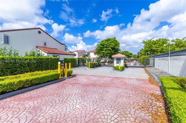 Foto del edificio - 20003 NE 6th Ct Cir