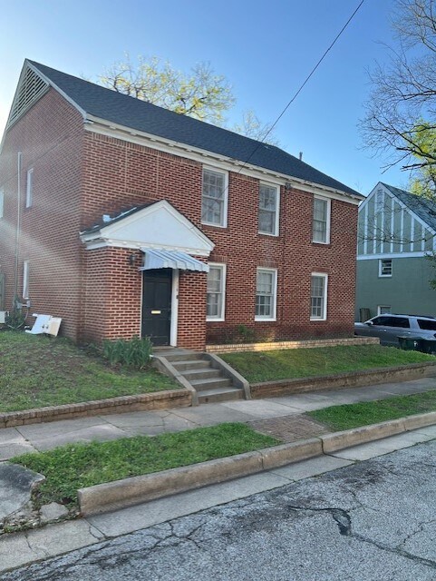 Building Photo - 118 Rowland Pl