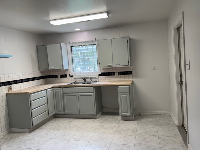 Foto principal - 5726 Lakefield Dr