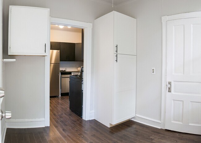 Foto del edificio - Newly renovated three bedroom house