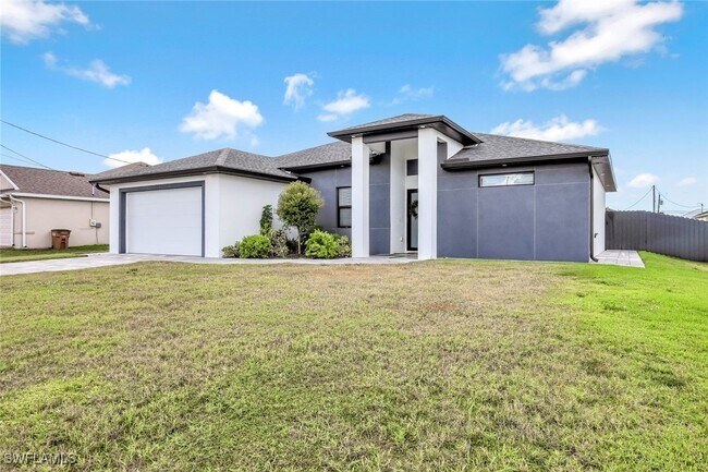 Building Photo - 502 SW 25th Pl