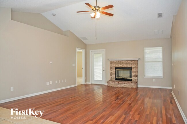 Building Photo - 2152 Ardencroft Dr