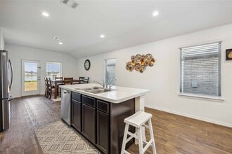 Building Photo - 16684 Lonely Pines Dr