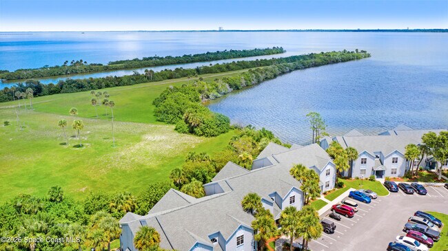 Foto del edificio - 7470 US-1