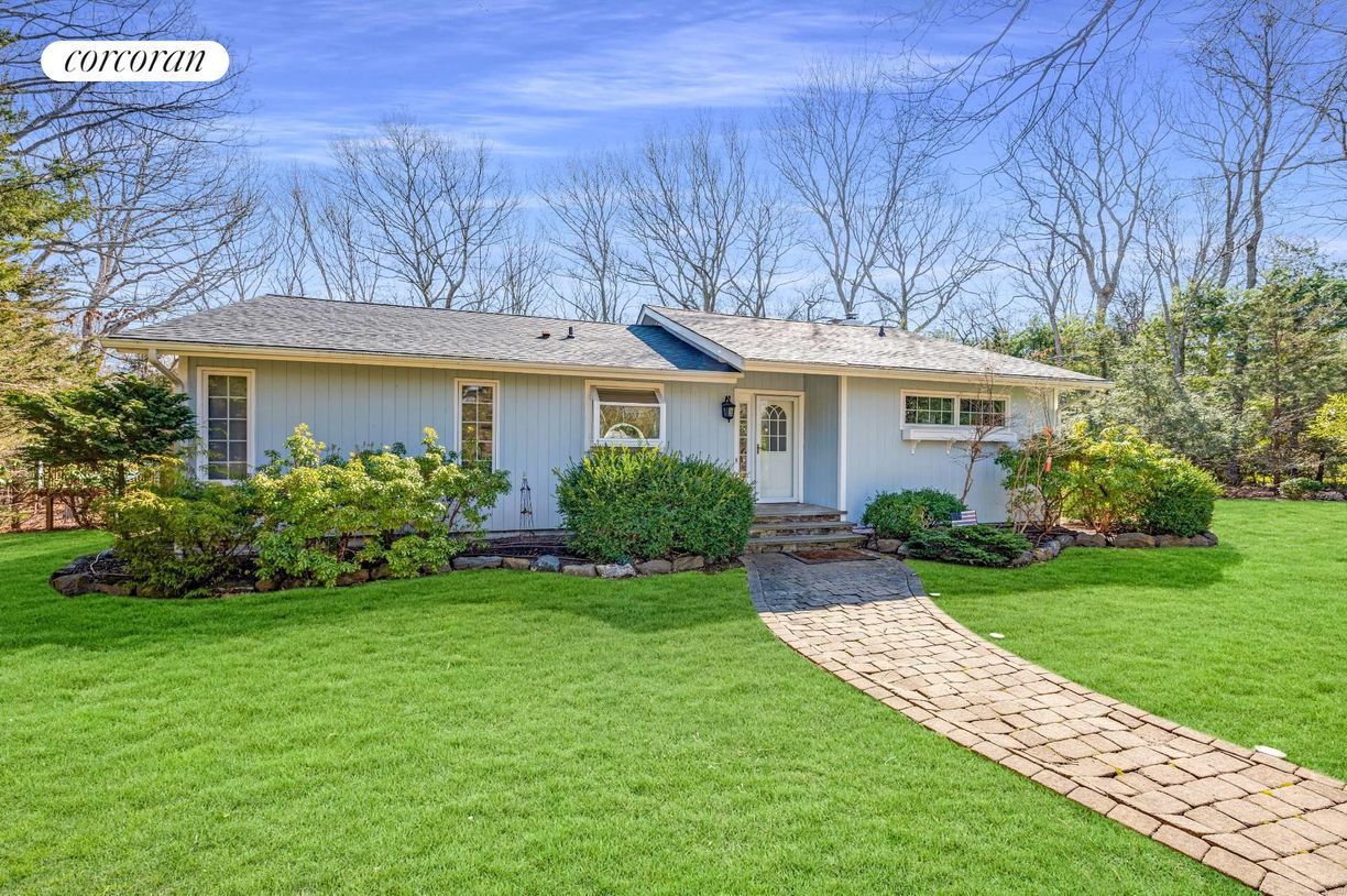 25 High Point Rd, East Hampton, NY 11937 House for Rent in East