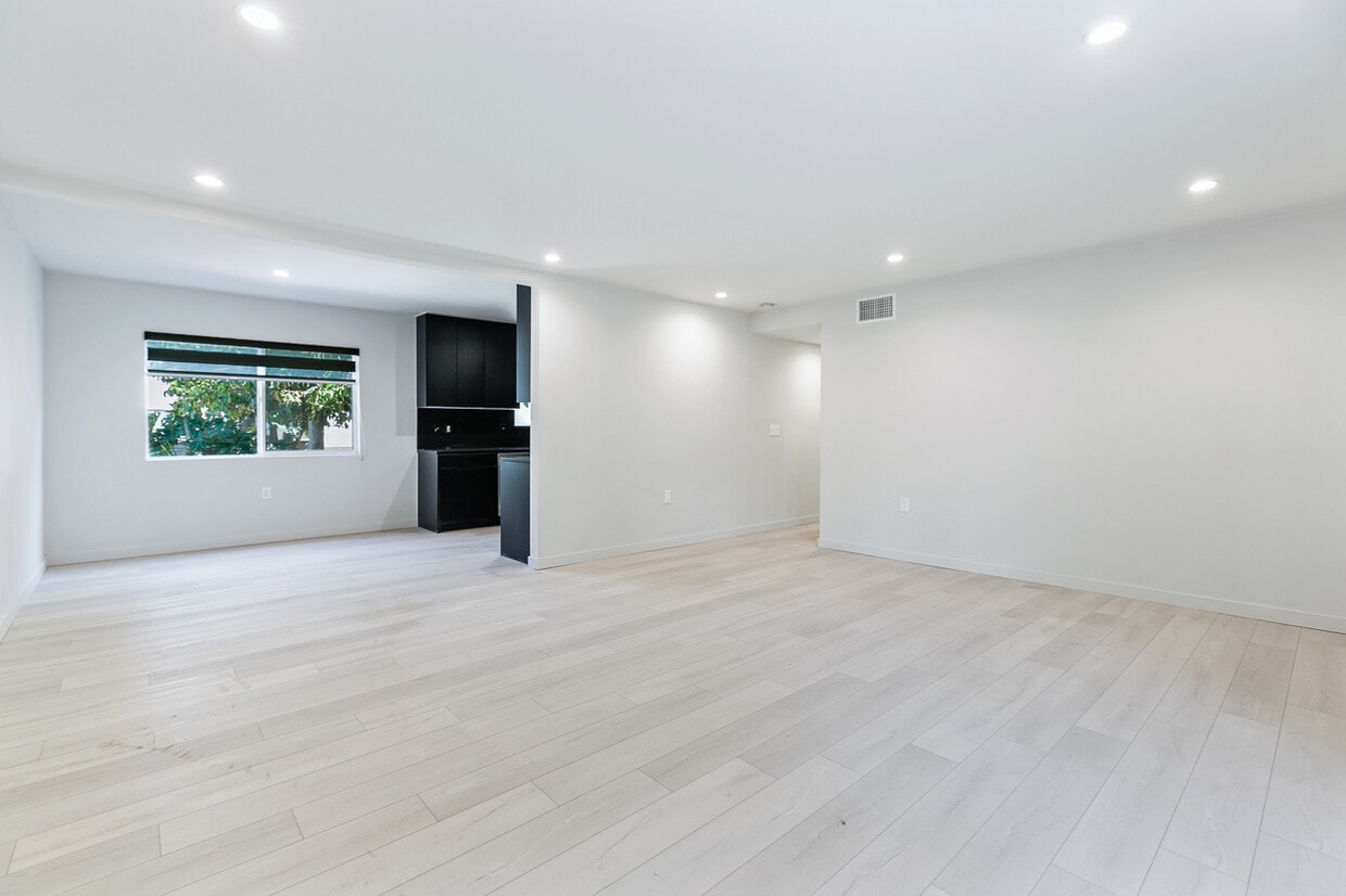 Foto principal - 1831 Colby Ave