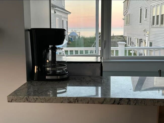 Foto del edificio - 1300 Ocean Blvd