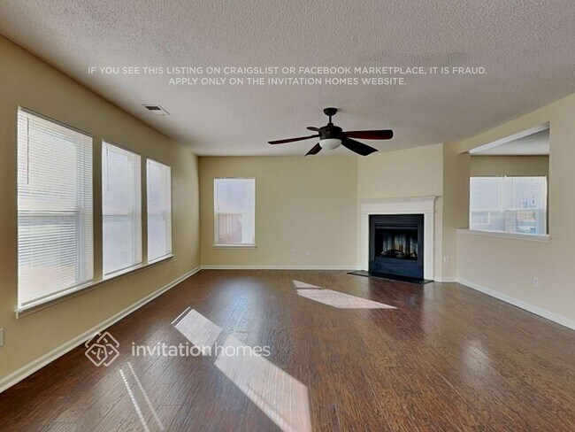 Foto del edificio - 168 Ranlo Ave