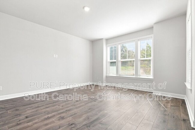 Photo - 803 Lachicotte Creek Dr House