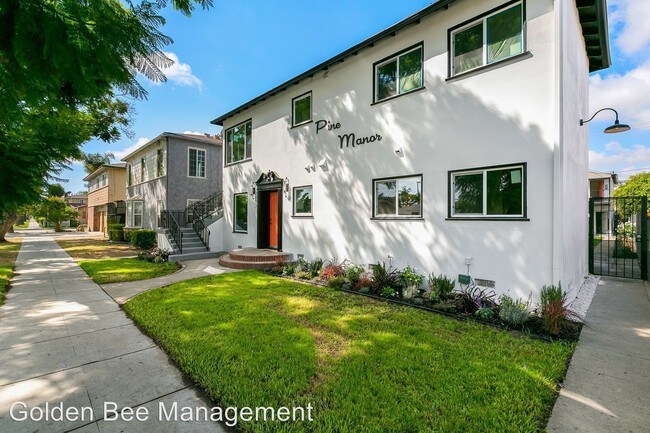 Building Photo - 3 br, 2 bath Apartment - 2071 Pine Ave