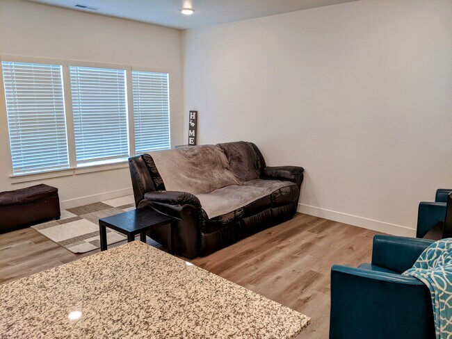 Foto del edificio - 1185 W 1820 S