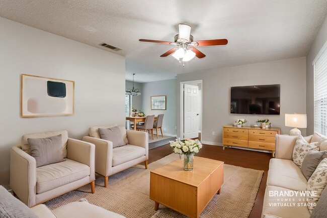 Foto del edificio - 215 Shore Rd