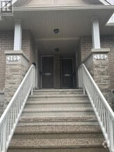 Building Photo - 156-156 Paseo Private