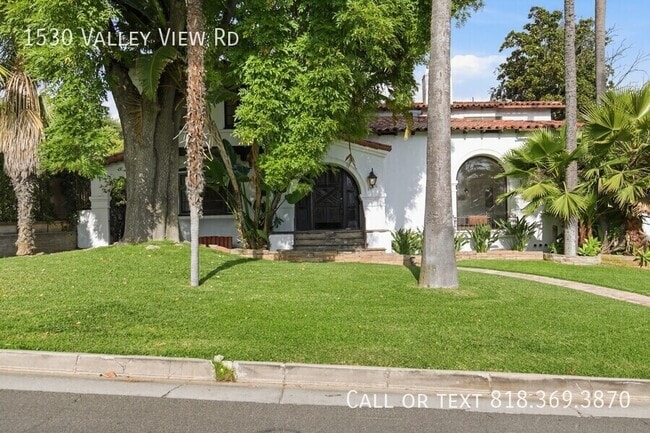 Building Photo - 1530 Valley View Rd
