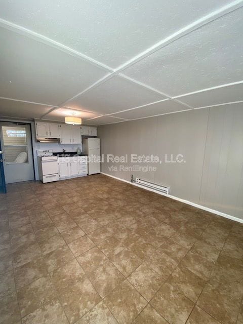 Building Photo - 117 N Shamrock St