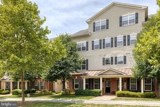 Building Photo - 23216 Observation Dr