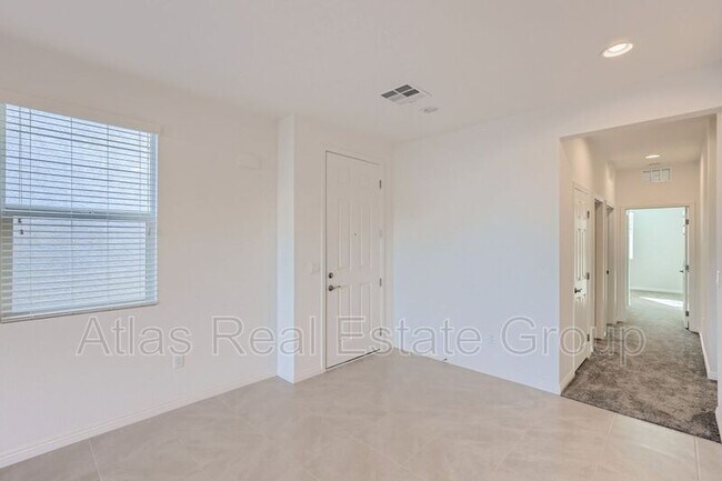 Building Photo - 1622 Guyot Ct
