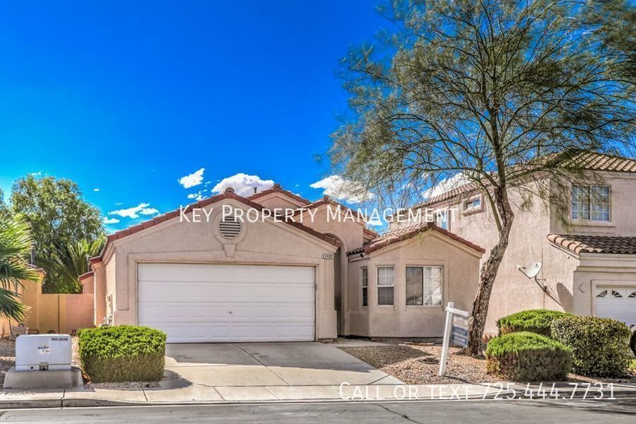 SINGLE STORY BEAUTY IN GATED GREEN VALLEY House for Rent in