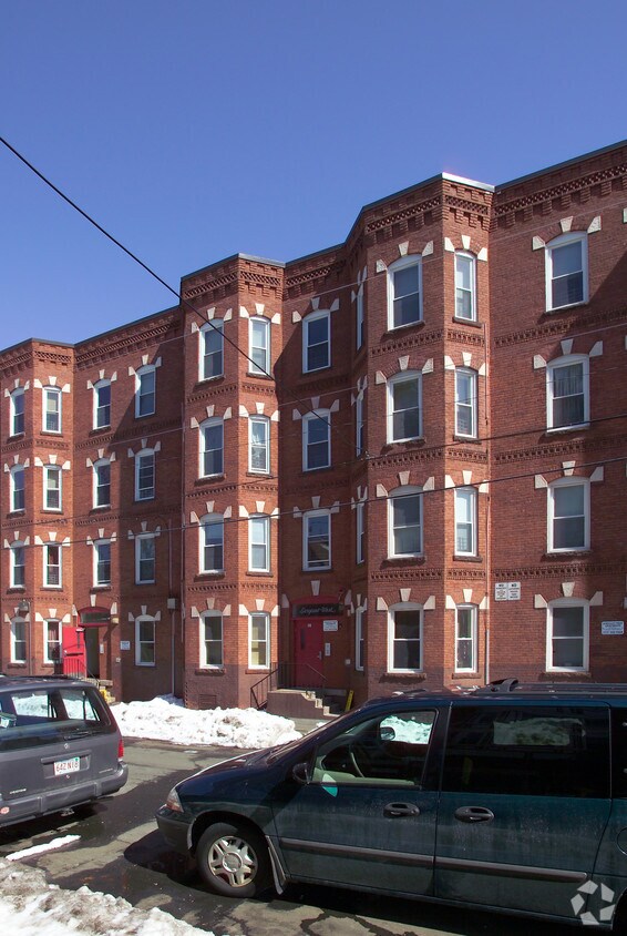 Primary Photo - 152 West St