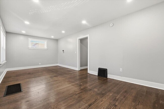 Foto del edificio - 6031 Pine St