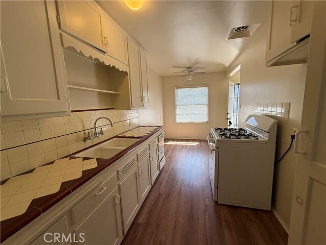 Building Photo - 637 Brookside Ave