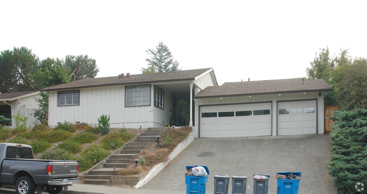 Foto del edificio - 10178 Alpine Dr