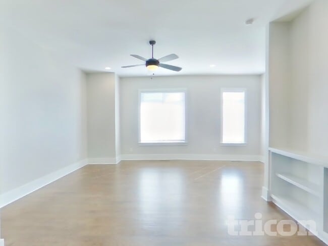 Foto del edificio - 1214 Hillwood Private Cove