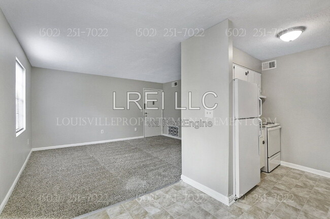 Building Photo - 3105 Fordhaven Rd