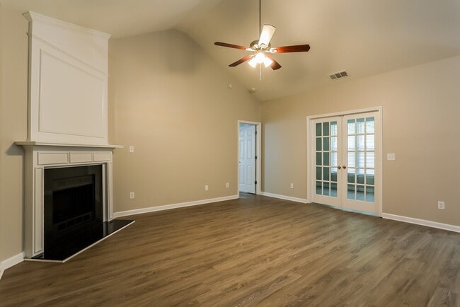 Foto del edificio - 2839 Stonewall Ln SW