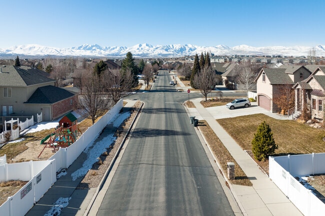 Residents wake up to spectacular views in South Jordan, UT.