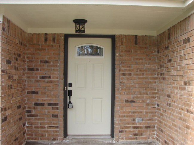 Foto del edificio - 211 Bragg Ct